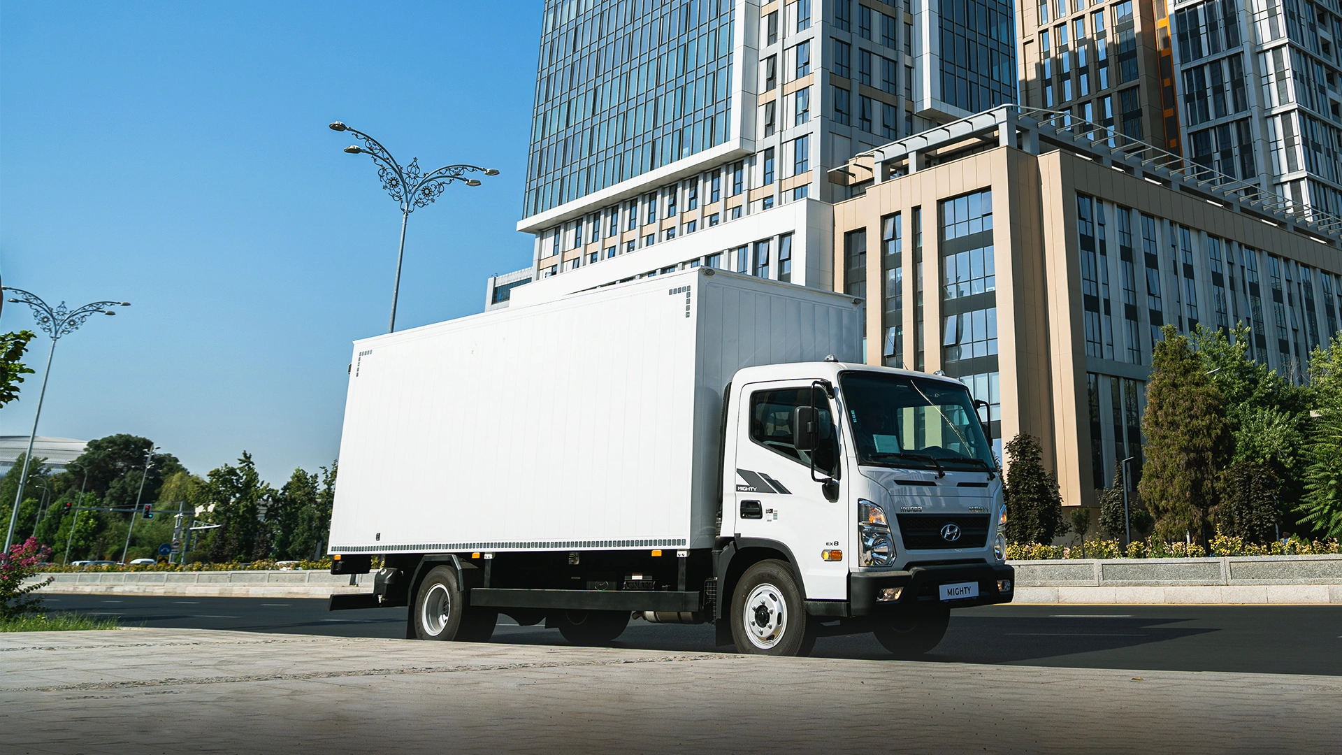 Hyundai Truck & Bus
